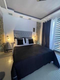 KND Living Concept - Standard Room - Heraklio - 1