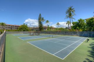 Kamaole Sands 8-402 - 5