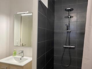 Maison rénovée au calme avec jardin, terrasse et garage, à 10 min de Moulins, draps et serviettes inclus - FR-1-489-372 - Villeneuve-sur-Allier - 6
