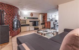Awesome Apartment In Liznjan With Wifi - 8
