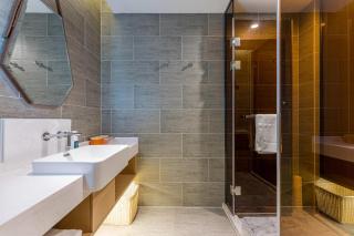 Atour Hotel Huzhou City Government - 1