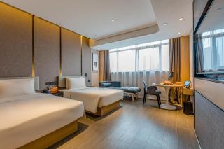 Atour Hotel Huzhou City Government - 1