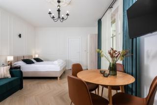 Atrium - Old Town Luxury Apartments - by Upstairs - 1