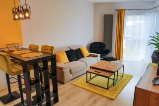 APARTAMENT ELEGANCE YELLOW w Let's Sea Basen&SPA - Gąski - 6