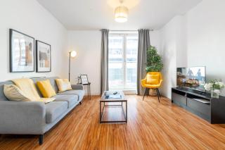 Exotic 2 Bedroom City Apartment - Free Parking - 0