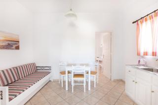 Eleftheria Hotel & Apartments - Ornos - 3