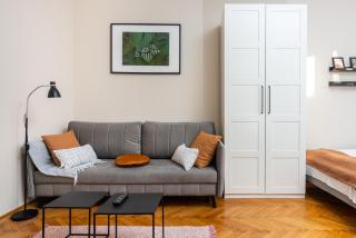 Spacious Apartment Around The Food Market - 5' to the Market Square - by Upstairs - Krakow - 0