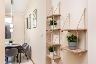 Spacious Apartment Around The Food Market - 5' to the Market Square - by Upstairs - 1