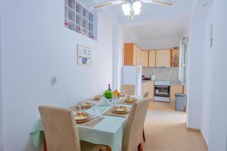 Floras Apartment - At the Center of It All - Zakynthos - 2