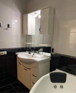 Flat five minutes from the beach - Batumi - 5