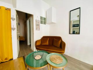 ''Pascal 2'' Eglise Saint Louis Studio Cosy Quartier Haut - 9