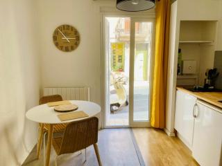 ''Pascal 2'' Eglise Saint Louis Studio Cosy Quartier Haut - 6