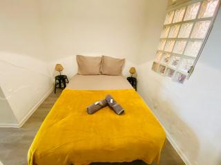 ''Pascal 2'' Eglise Saint Louis Studio Cosy Quartier Haut - 3