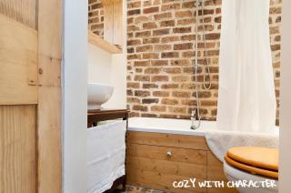 Cozy with Character Vibrant Cottage Style Flat at Leith Links Park - 2
