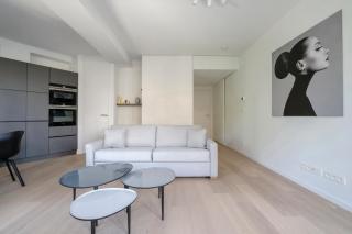 Nice 1 bedroom with balcony Avenue Louise - Brussel - 3