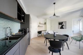 Nice 1 bedroom with balcony Avenue Louise - Brussel - 0