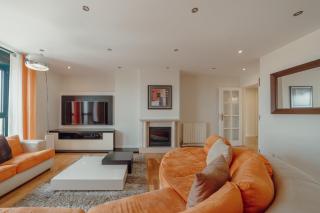 Downtown Grand Tower View by Vacationy - 2