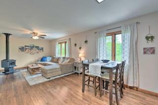 Pet-Friendly Waynesville Home with Mountain Views! - Waynesville - 4