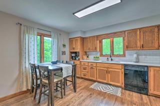 Pet-Friendly Waynesville Home with Mountain Views! - Waynesville - 3