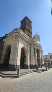 Piazza Duomo casa vacanze - Sutri - 6