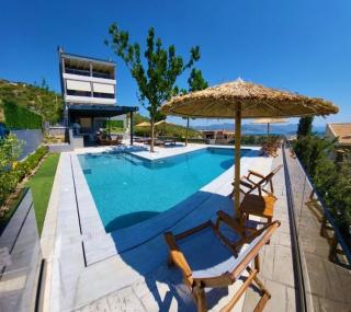 ''Stergiou Luxury Apartments'' με κοινη πισινα - 3
