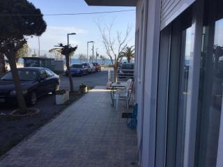 Seaside Studio 1 ( 30 meters from the beach ) - Kalamata - 5
