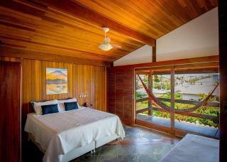 Oceanica 1000 Beachfront Suites - 9