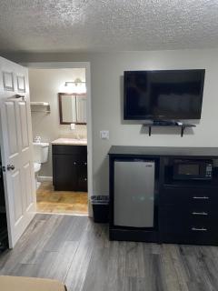 The New Lantern Motel - 7