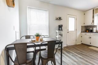 3 Bedrooms House in Waldo Kansas City - Kansas City - 1