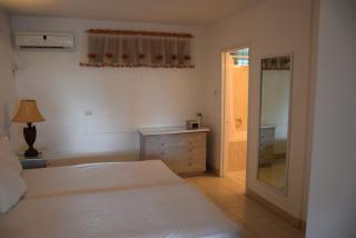 Goldenview - Saint James - 2