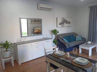 Novedad Suite Céntrico con Porche y Jardín - 4