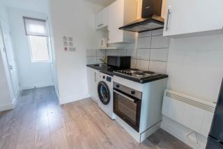 Flat 04 Studio flat close to Aylesbury town and Station Free Parking - Buckinghamshire - 2