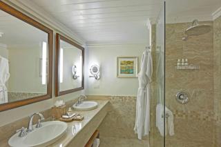 Colony Club by Elegant Hotels - Saint James - 4