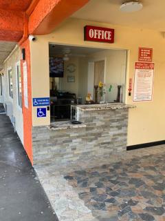 Willow Tree Inn & Suites - Sun Valley - 8