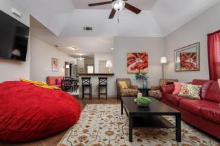 Cozy Home near Fort Worth Stockyards, Globe Life, AT&T by HomeStayPros - River Oaks - 4