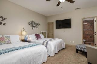 Cozy Home near Fort Worth Stockyards, Globe Life, AT&T by HomeStayPros - River Oaks - 2