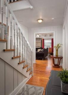 Grand Performance Home in Downtown Fort Worth Stockyard, Globe Life, AT&T by HomeStayPros - Fort Worth - 4