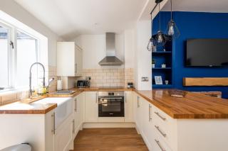 3 Hampden Street Stylish, Central 2-Bed York Terrace with Parking - Pass the Keys - 8