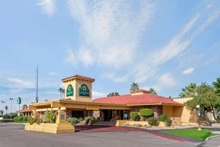 La Quinta Inn by Wyndham Phoenix North - Phoenix - 0