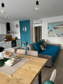 Relaxhomeandmore21official - 0