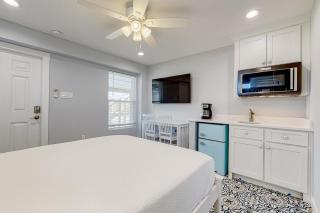 Sweet Studio Suite - Rockport - 1