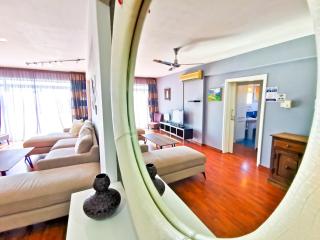 Sun Kissed Apartment - 5