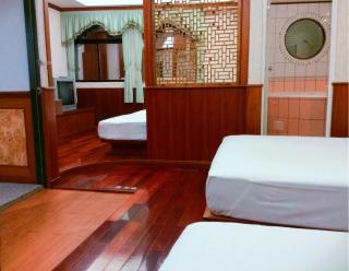 LIVIN Hotel - Jiaoxi - 2