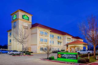 La Quinta by Wyndham Ennis - 8