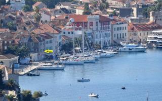 Apartman Kolura Vis - Vis - 9