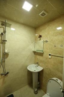Luky apartment on Rustaveli Ave. - 3
