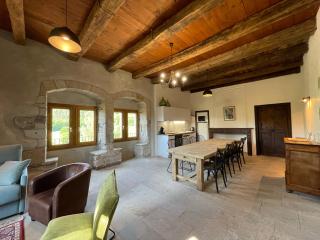 Chateau de Latour sur Sorgue - Latour - 0