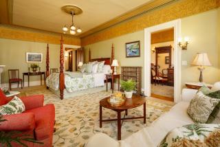 The Lady Mary Inn - 1