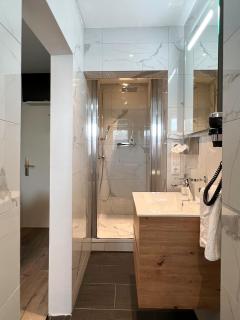 Hotel Schlossblick Chiemsee - Prien am Chiemsee - 2