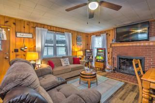 Cozy Kentucky Cabin with Sunroom, Yard and Views! - 6